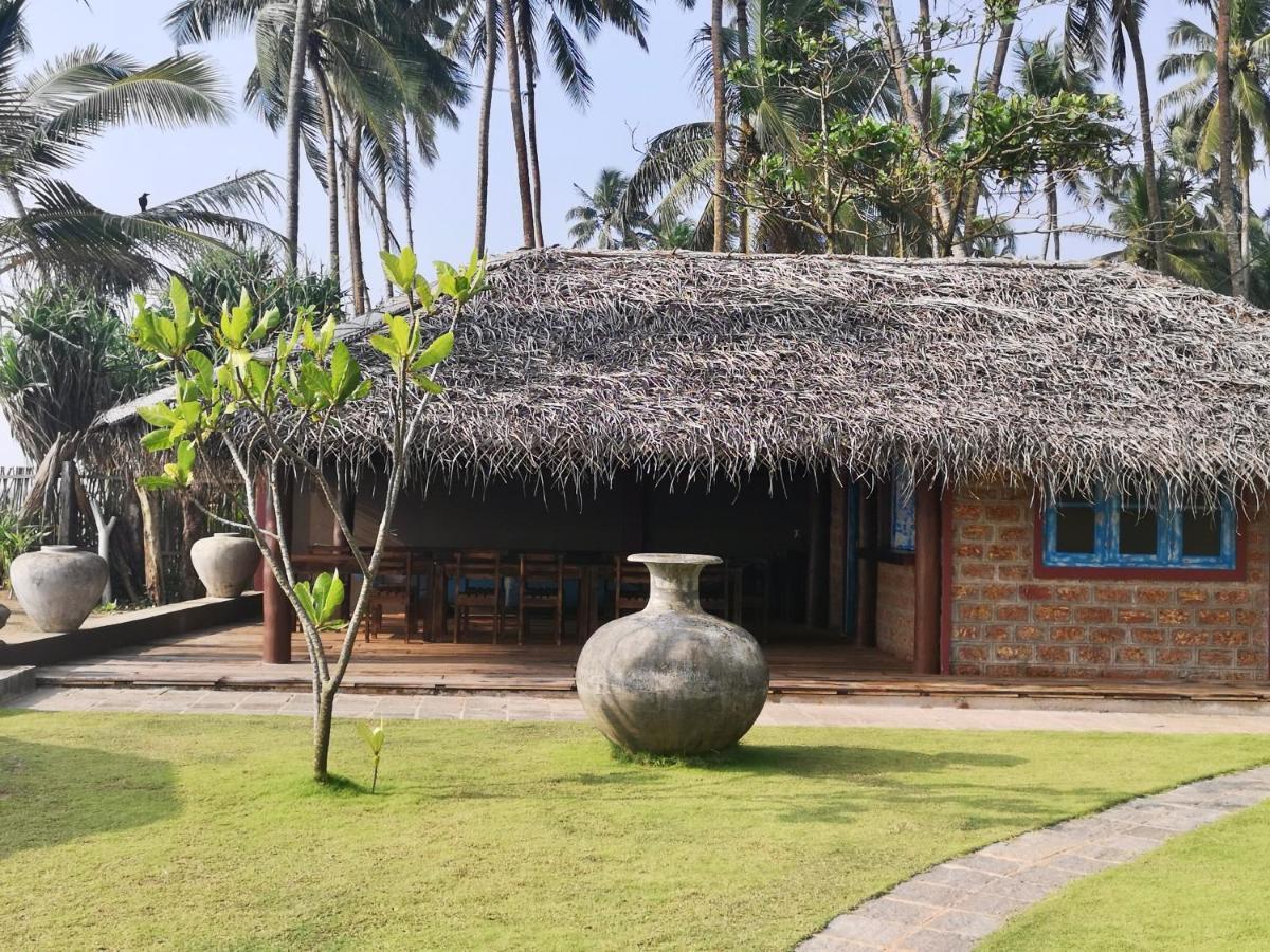 Thoduwawa Beach Villa Paiyagala Exterior photo